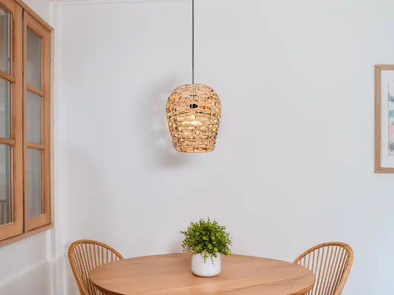 meineWunschleuchte LED Pendelleuchte mit Lampenschirm geflochten aus Wasserhyazinthe, Ø 29cm Top-Preis