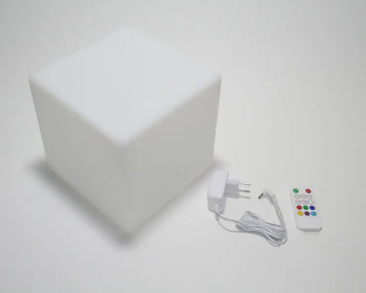 Beliebt RGB Sitzwürfel PE 20x20cm mit Fernbedienung