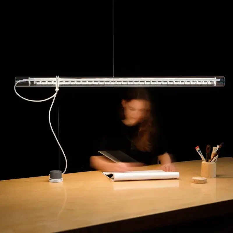 Neu Im Sortiment Ingo Maurer Tubular Balance LED-Tischleuchte